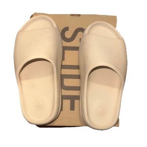 100% AUTHENTIC YEEZY SLIDES